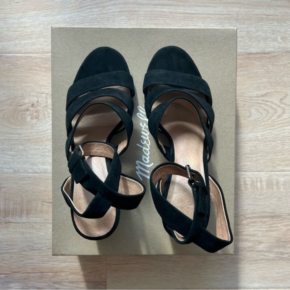 Madewell Maria Sandal in Black Suede - Picture 3 of 7